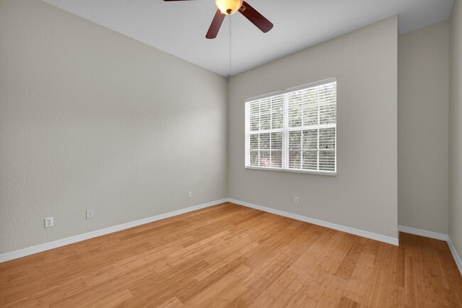 Building Photo - 4851 Bonsai Cir