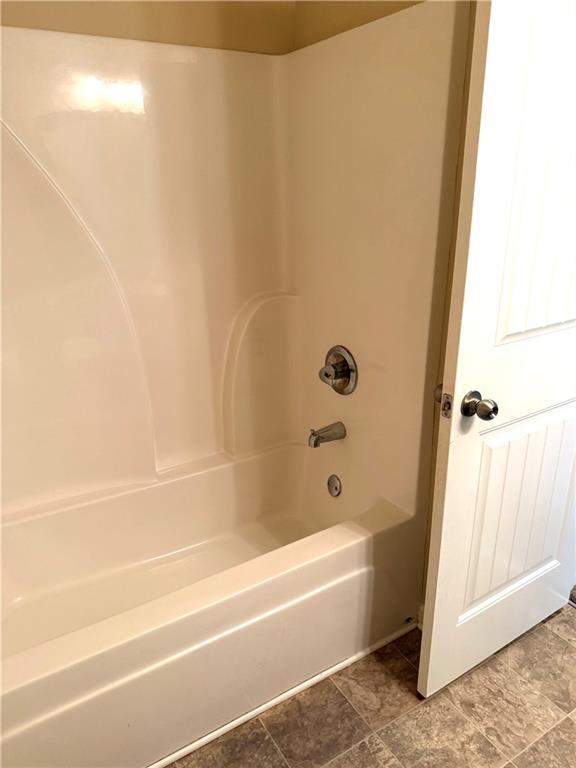 Building Photo - 629 Oakside Pl