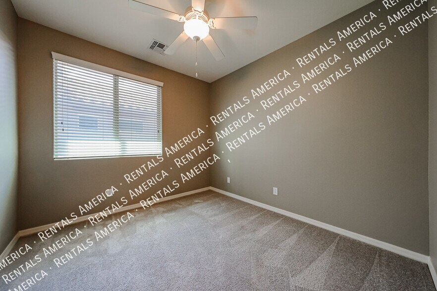 Building Photo - 276 E Coconino Dr