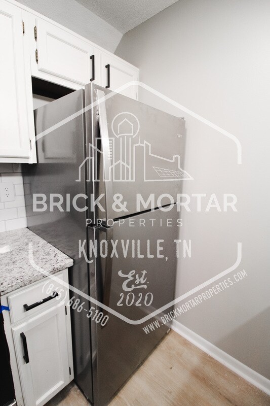 Building Photo - 2105 Belle Terra Rd