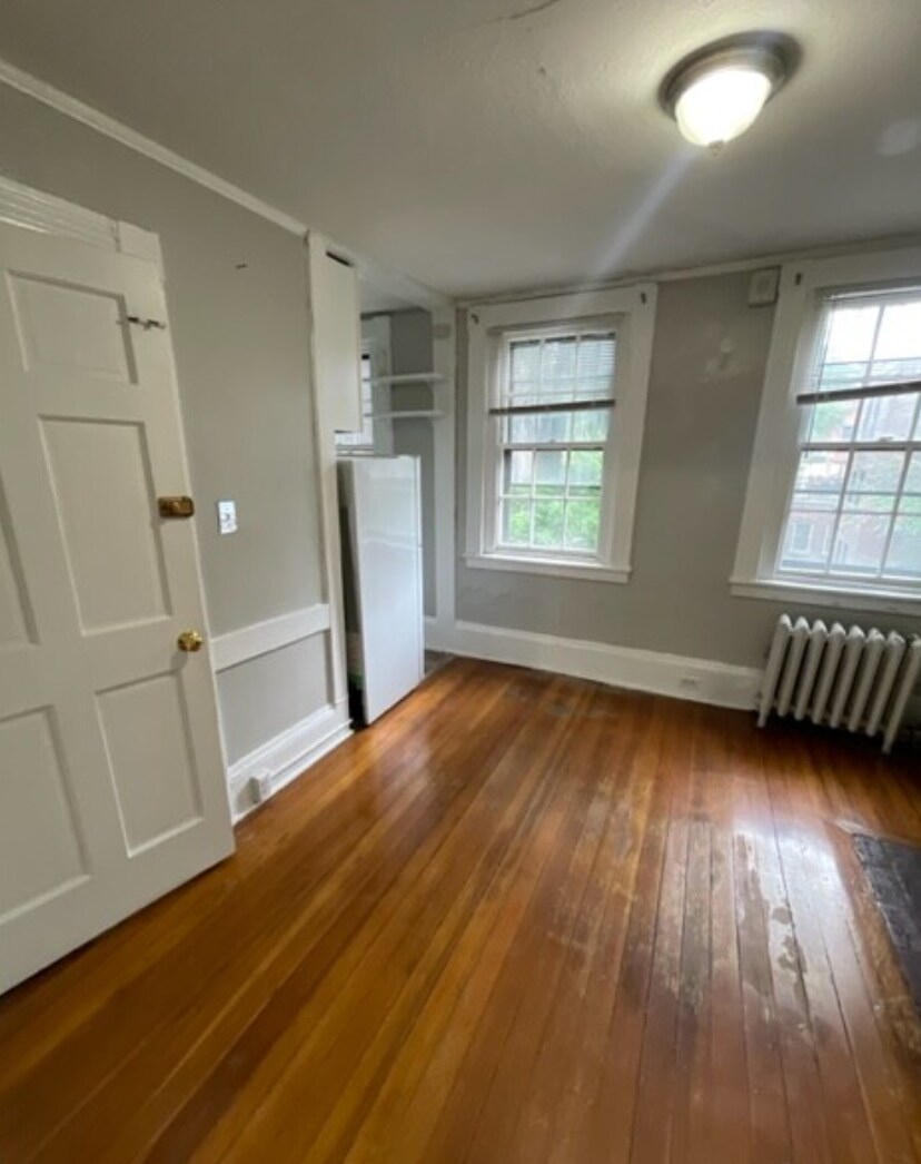 Building Photo - 1 Champney Plz