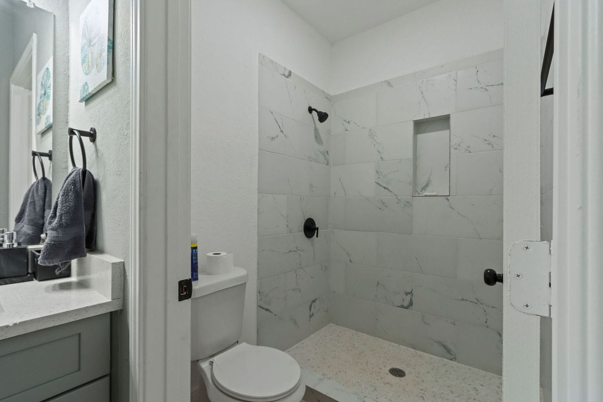 Building Photo - 5607 Bacher St