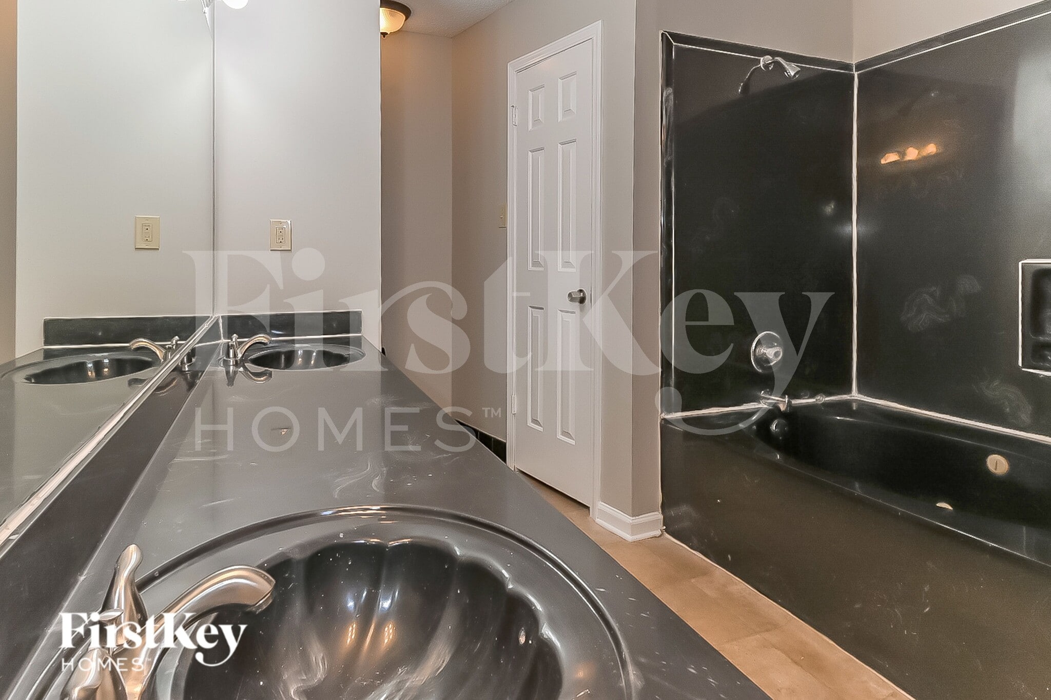 Building Photo - 6512 Lancer Dr