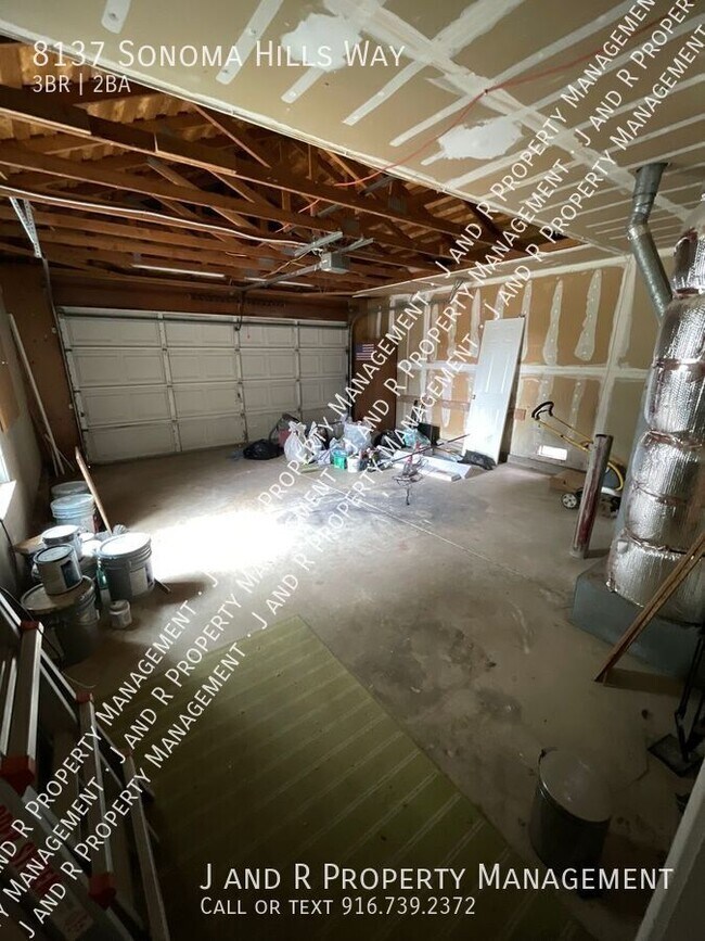 Building Photo - 8137 Sonoma Hills Way