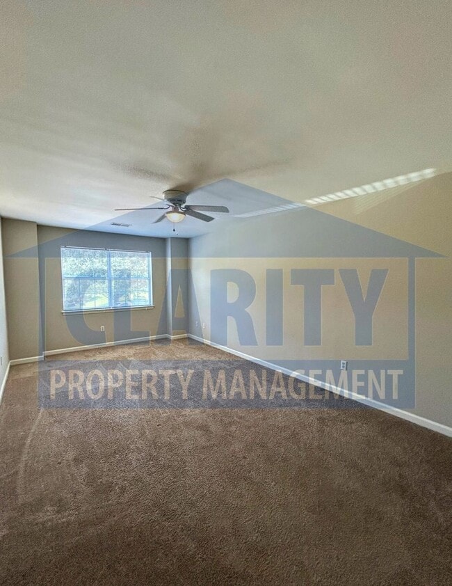 Building Photo - 3-bedroom condo w/ attached garage!