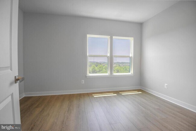 Building Photo - 4399 Peach Lily Ln
