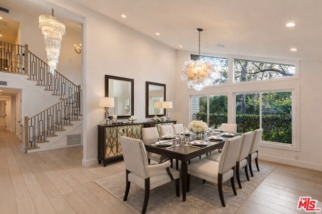 Building Photo - 9823 Cardigan Pl