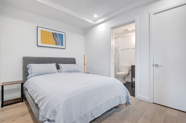 Building Photo - 1412 15th St NW