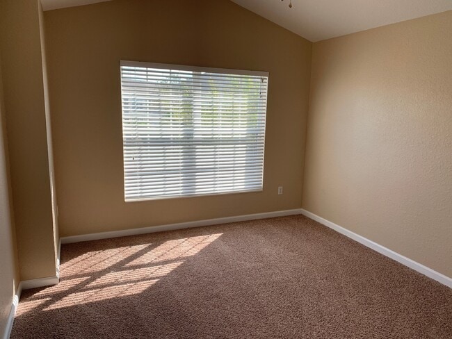 Building Photo - 5022 Maxon Terrace