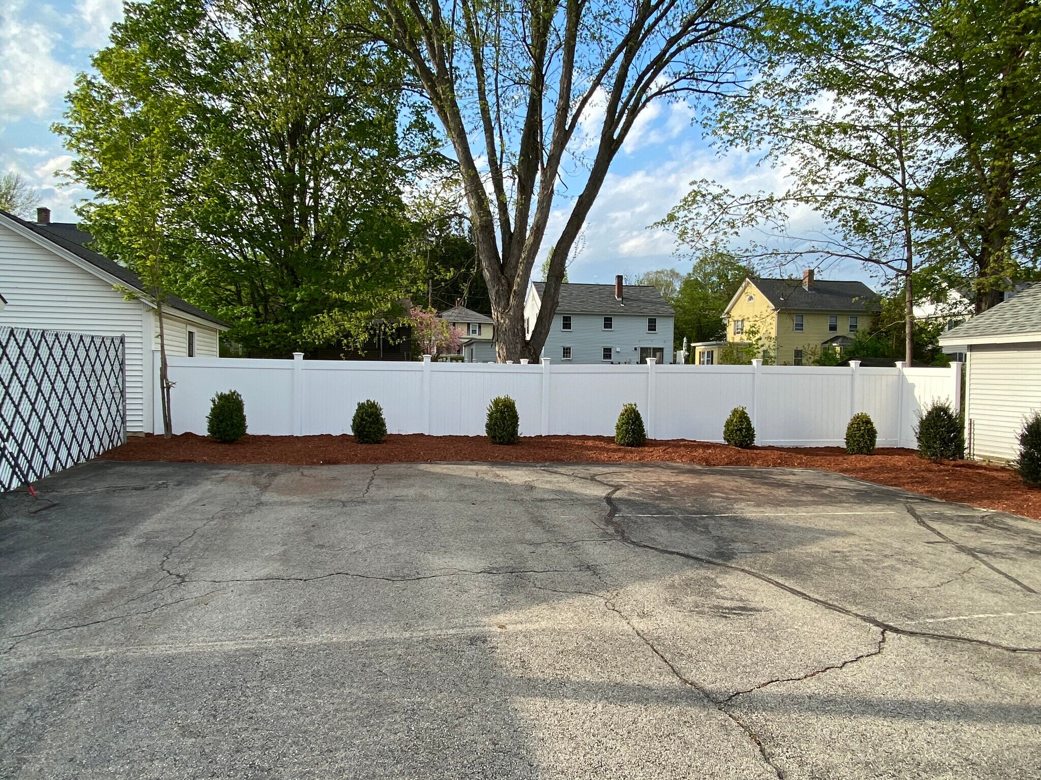 Parking lot - 2 1/2 Courtland St