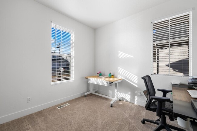 Building Photo - 9030 W Bowie St