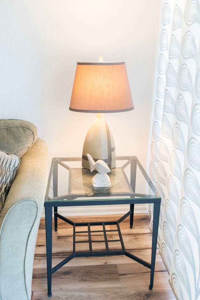 Building Photo - 1000 Cove Cay Dr