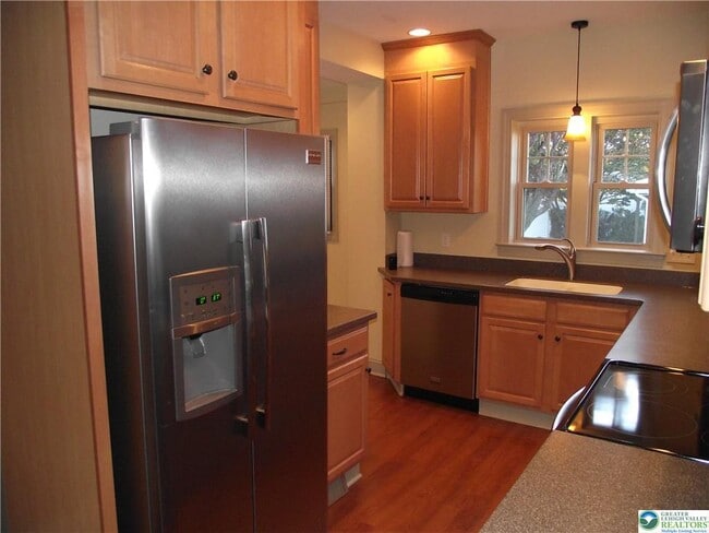 Building Photo - 8115 Main St