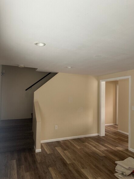 Building Photo - 87 Kiely Rd