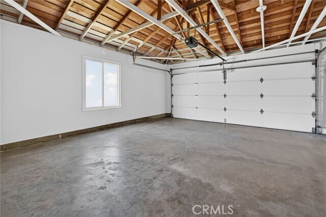 Building Photo - 709 E Meadowbrook Ave