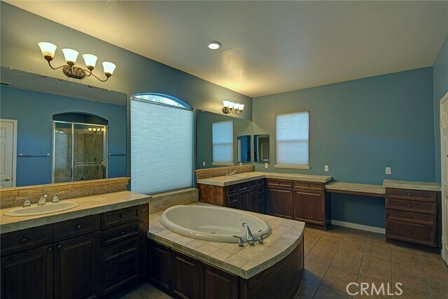 Building Photo - 4520 Garden City Ln