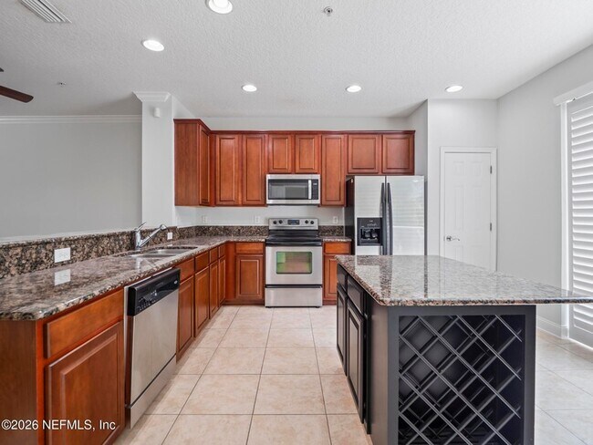 Building Photo - 4472 Congressional Dr