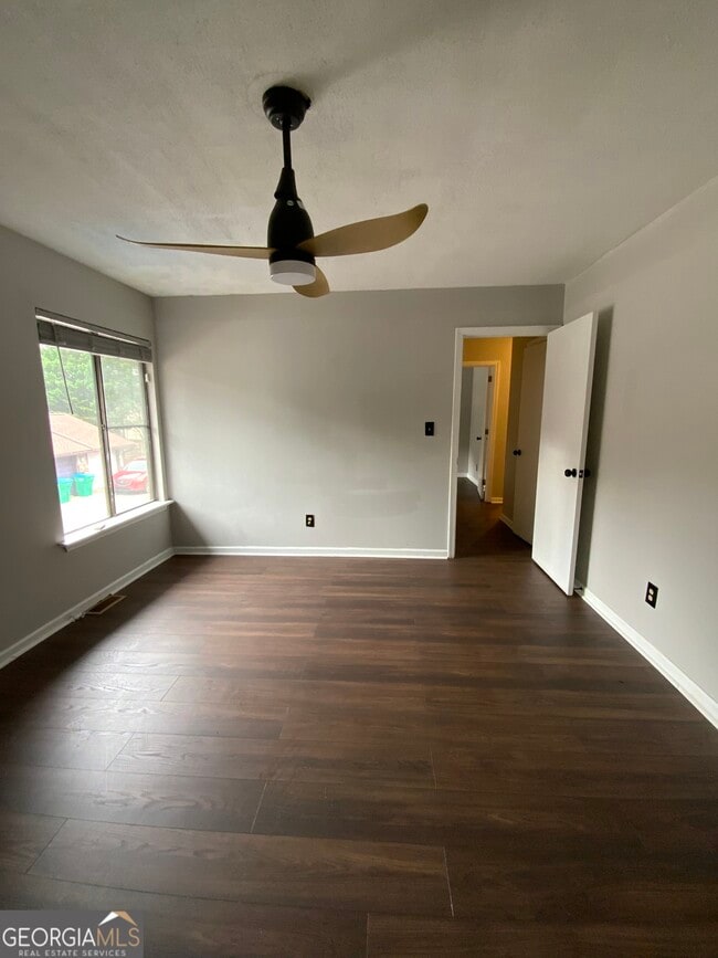 Building Photo - 2753 Whitewater Ct