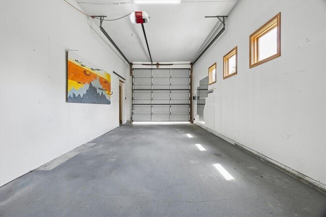 Building Photo - 4004 Cloudy Ridge Rd