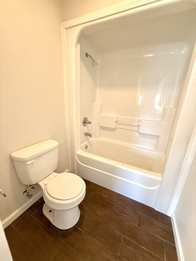 Building Photo - 5566 OK-199