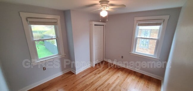 Building Photo - Gorgeous Mt Lebanon Craftsman Home