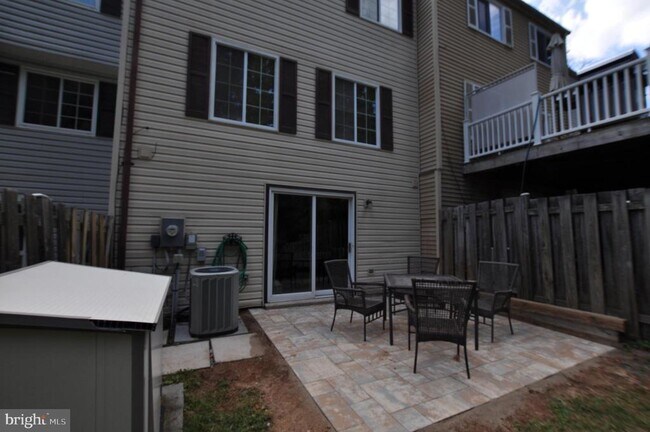 Building Photo - 17404 Founders Mill Dr