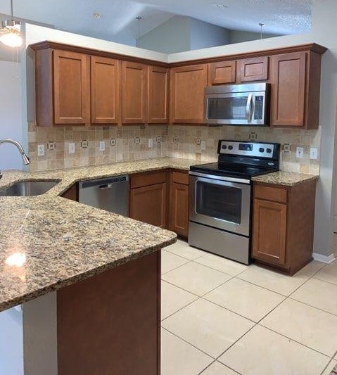 Building Photo - 11382 Aston Hall Dr S