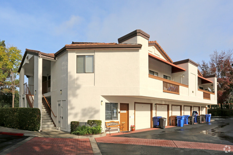 Primary Photo - Greentree Terrace Apartments