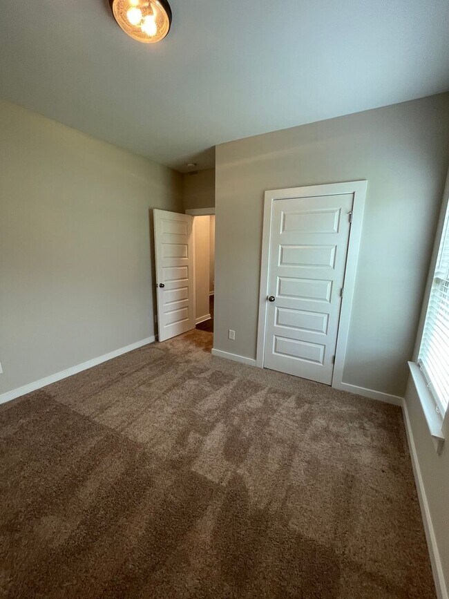Building Photo - Home for Rent in Tuscaloosa, AL!!! View wi...