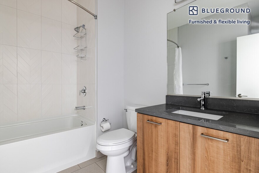 Building Photo - 485 Foley St