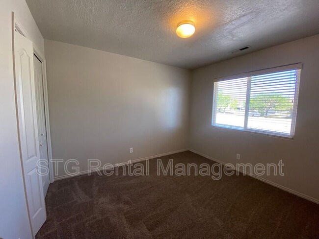 Building Photo - 473 E 1100 S