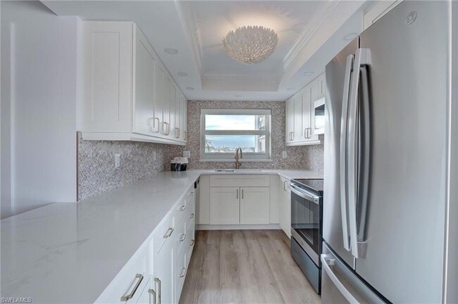 Building Photo - 3500 Gulf Shore Blvd N