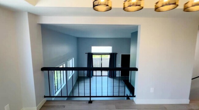 Building Photo - 4022 Mahaila Ave