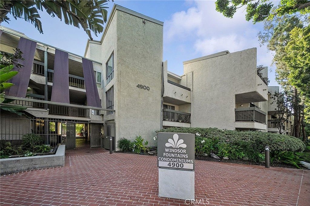 Building Photo - 4900 Overland Avenue Unit 310