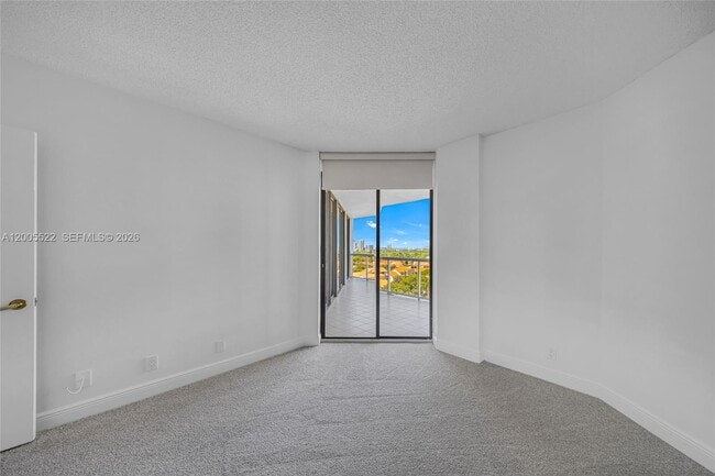 Building Photo - 3610 Yacht Club Dr