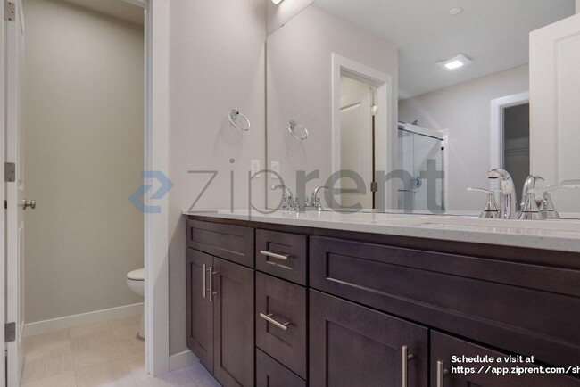 Building Photo - 9614 19th Ave SE