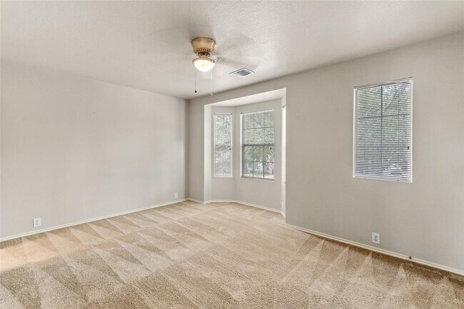 Building Photo - 16802 Pine Castle Dr
