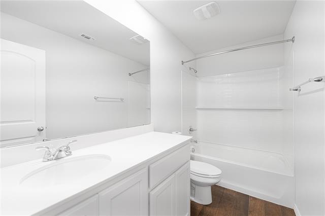 Building Photo - 4319 Cordata Dr