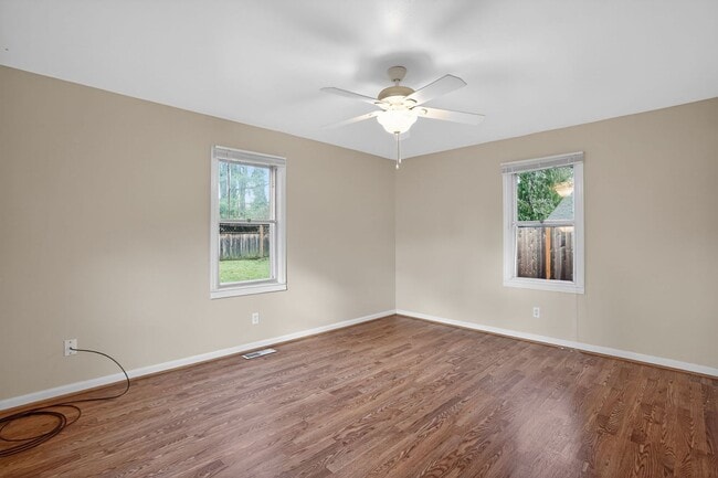 Building Photo - 4525 SW 180th Ave