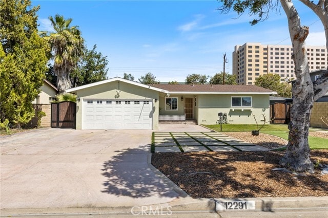 Building Photo - 12291 Hampton Ave