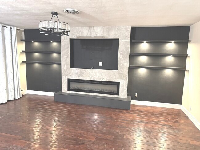 Building Photo - 1014 Clement St