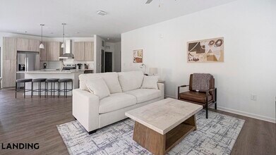 Building Photo - 2800 Milan Ct