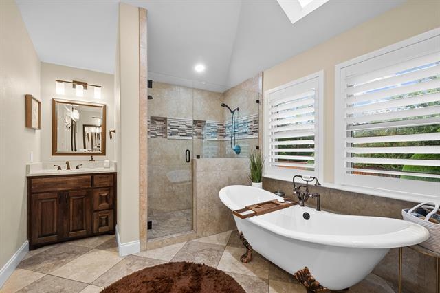 Building Photo - 3621 Welwyn Way Dr