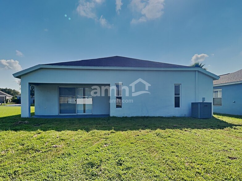 Building Photo - 1107 Summer Breeze Dr