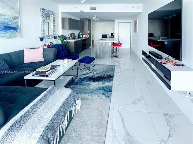 Building Photo - 3131 NE 7th Ave