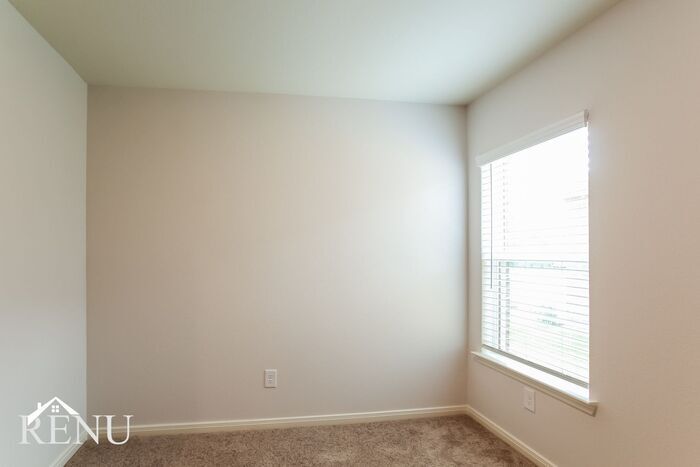 Building Photo - 10490 Red Cardinal Dr