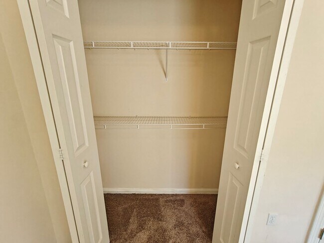 Building Photo - Florida Living at Its Best – 3BR Home with Hot Tub & Resort Amenities