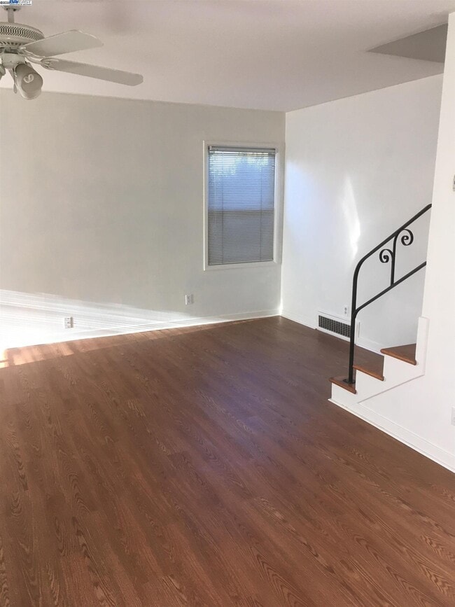 Building Photo - 500 Fortuna Ave