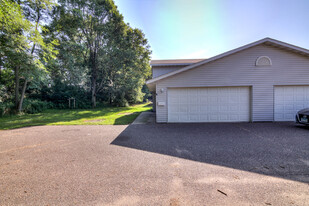 Building Photo - 1008 Dutchman Dr