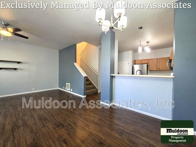Building Photo - 6017 Ensemble Heights
